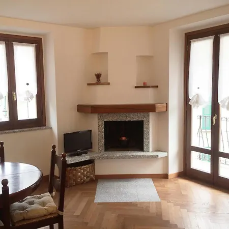 Feriehus Casa Segantini Caglio