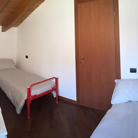 Casa Segantini Feriehus